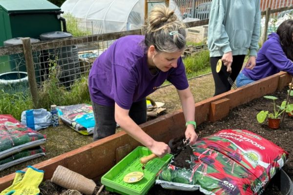 Log your volunteering hours on Connect RCT